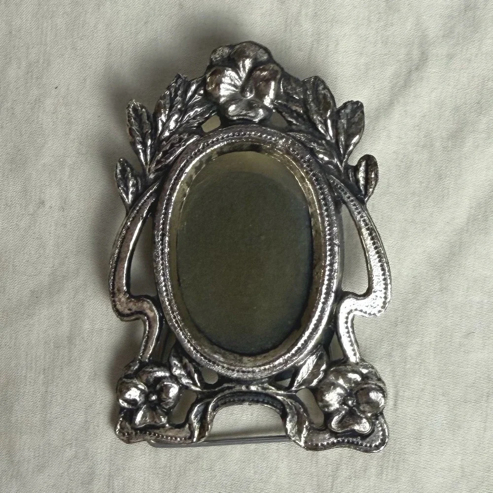 VTG Set of 2 Mini Victorian Style Silver Tone Easel Frames Oval Cherub Floral